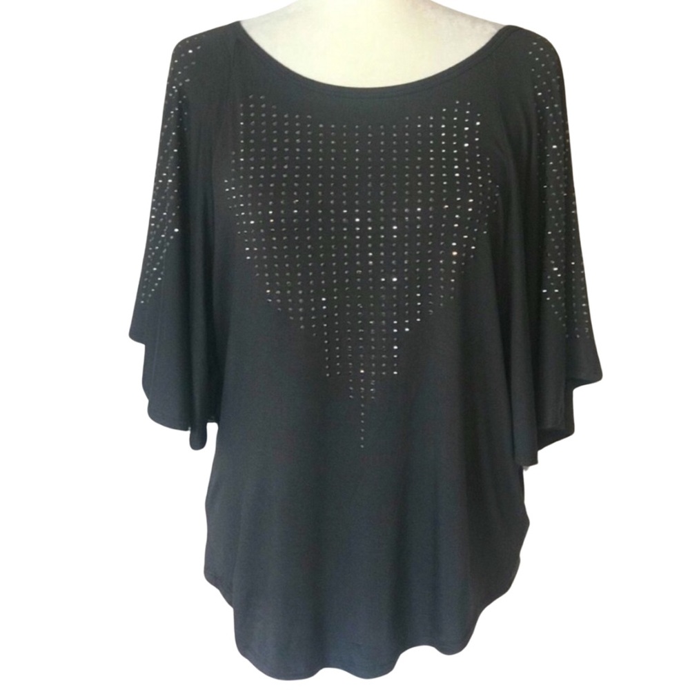 BOUTIQUE ITEM- TOP WITH SPARKLY STUD DETAIL IN CHARCOAL ONLY